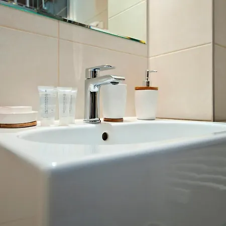 Pod Nosalem & Sauna,jacuzzi Apartment *
