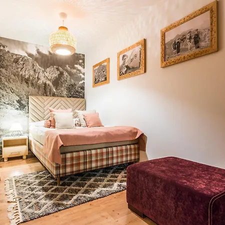 Pod Nosalem & Sauna,jacuzzi Apartment