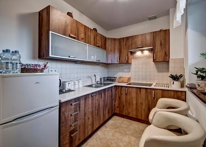 Pod Nosalem - Pod Nosalem & *